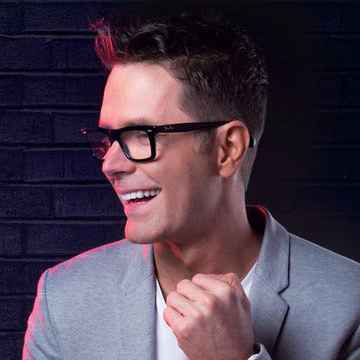Bobby Bones in St. Petersburg
