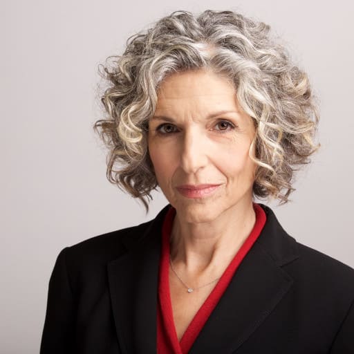 Cathy Ladman - Comedian in St. Petersburg