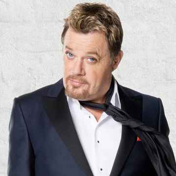 Eddie Izzard in St. Petersburg