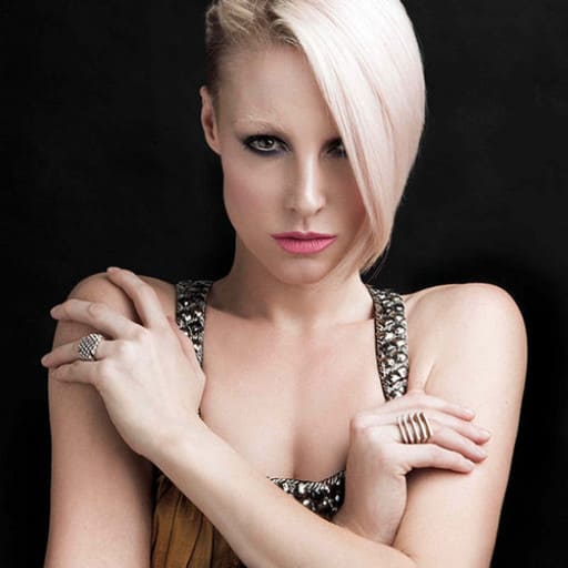 Emma Hewitt St. Petersburg Tickets