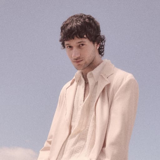 Jeremy Zucker in St. Petersburg