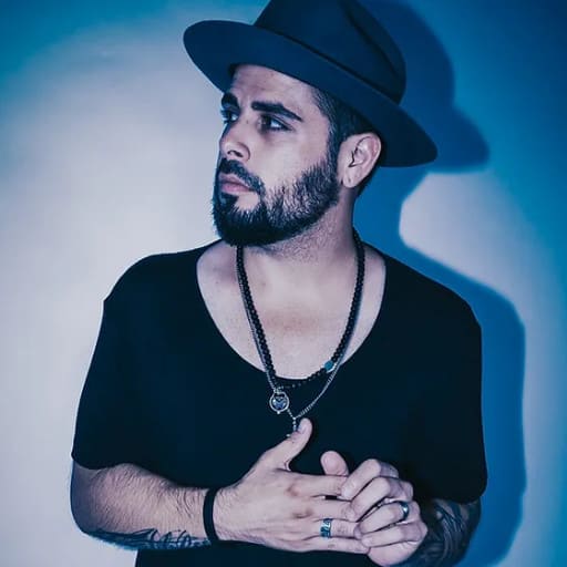 Jo James St. Petersburg Concert Tickets