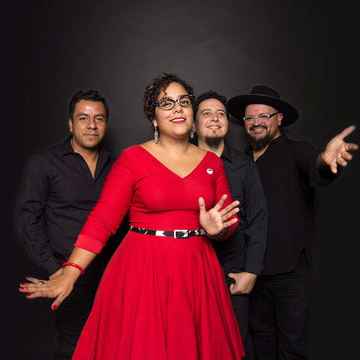 La Santa Cecilia St. Petersburg Tickets