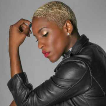 Liv Warfield St. Petersburg Tickets